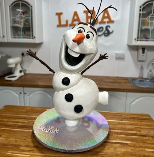 Olaf cake made by LaraCakes 